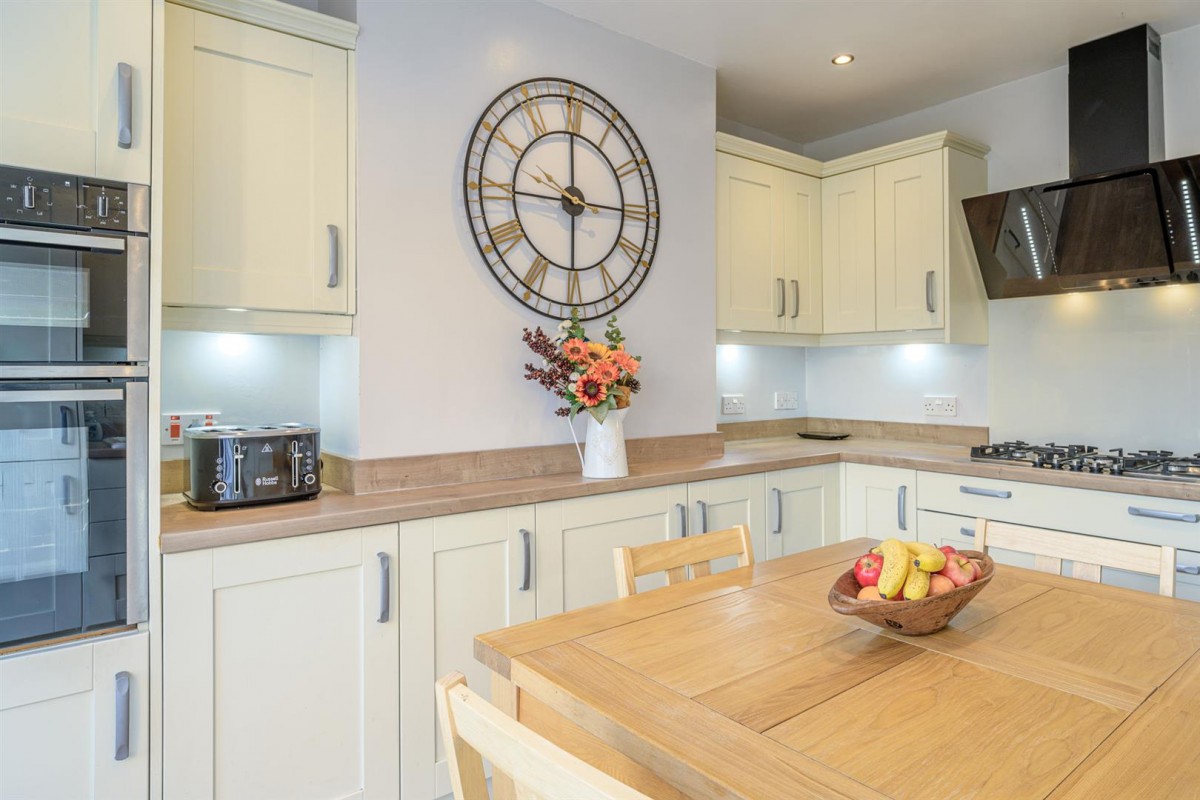 Wentworth Road, Wollaston, Stourbridge, DY8 4SB