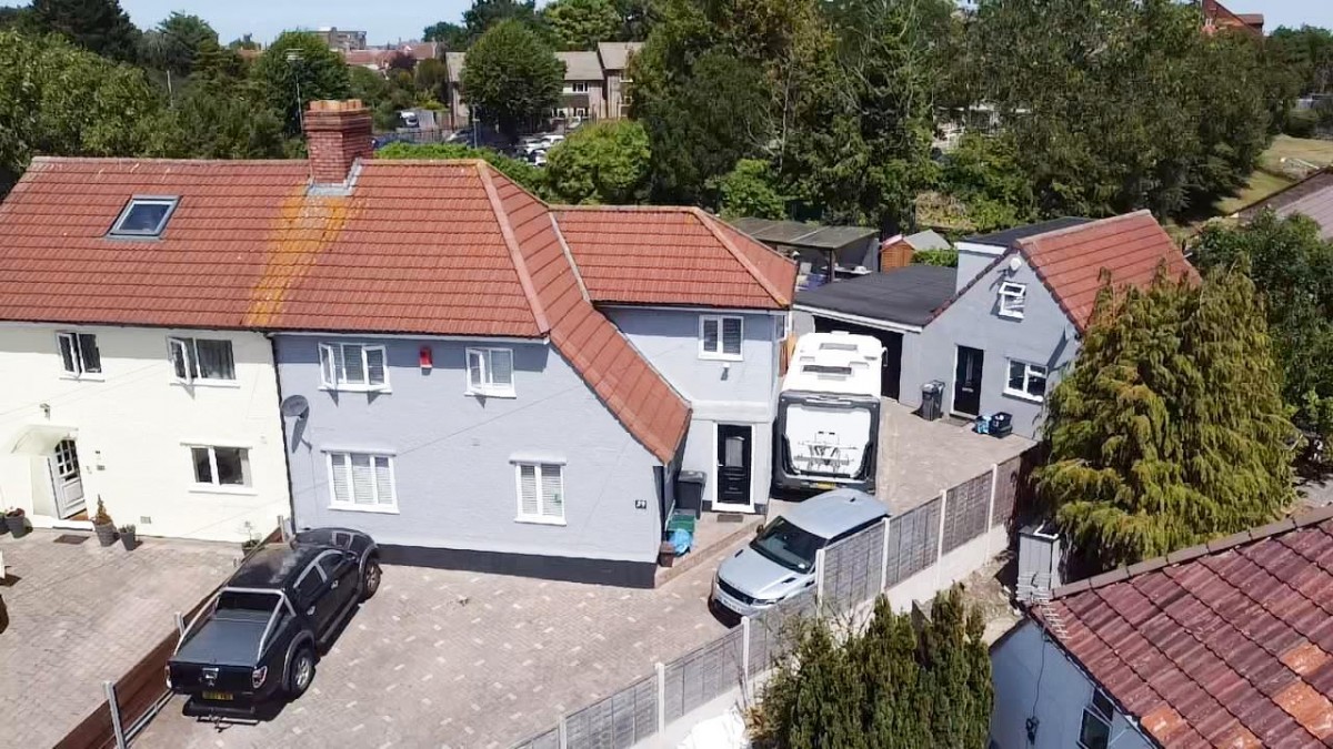 Hill Crest, Bristol, BS4 2UN