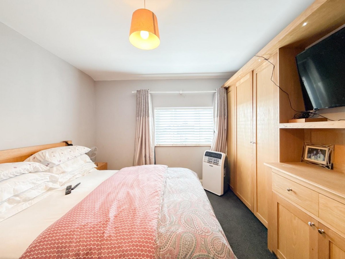 Hill Crest, Bristol, BS4 2UN