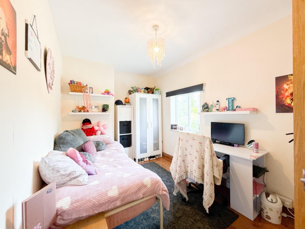 Hill Crest, Bristol, BS4 2UN