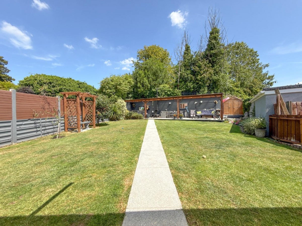 Hill Crest, Bristol, BS4 2UN