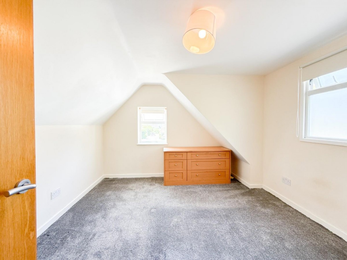 Hill Crest, Bristol, BS4 2UN