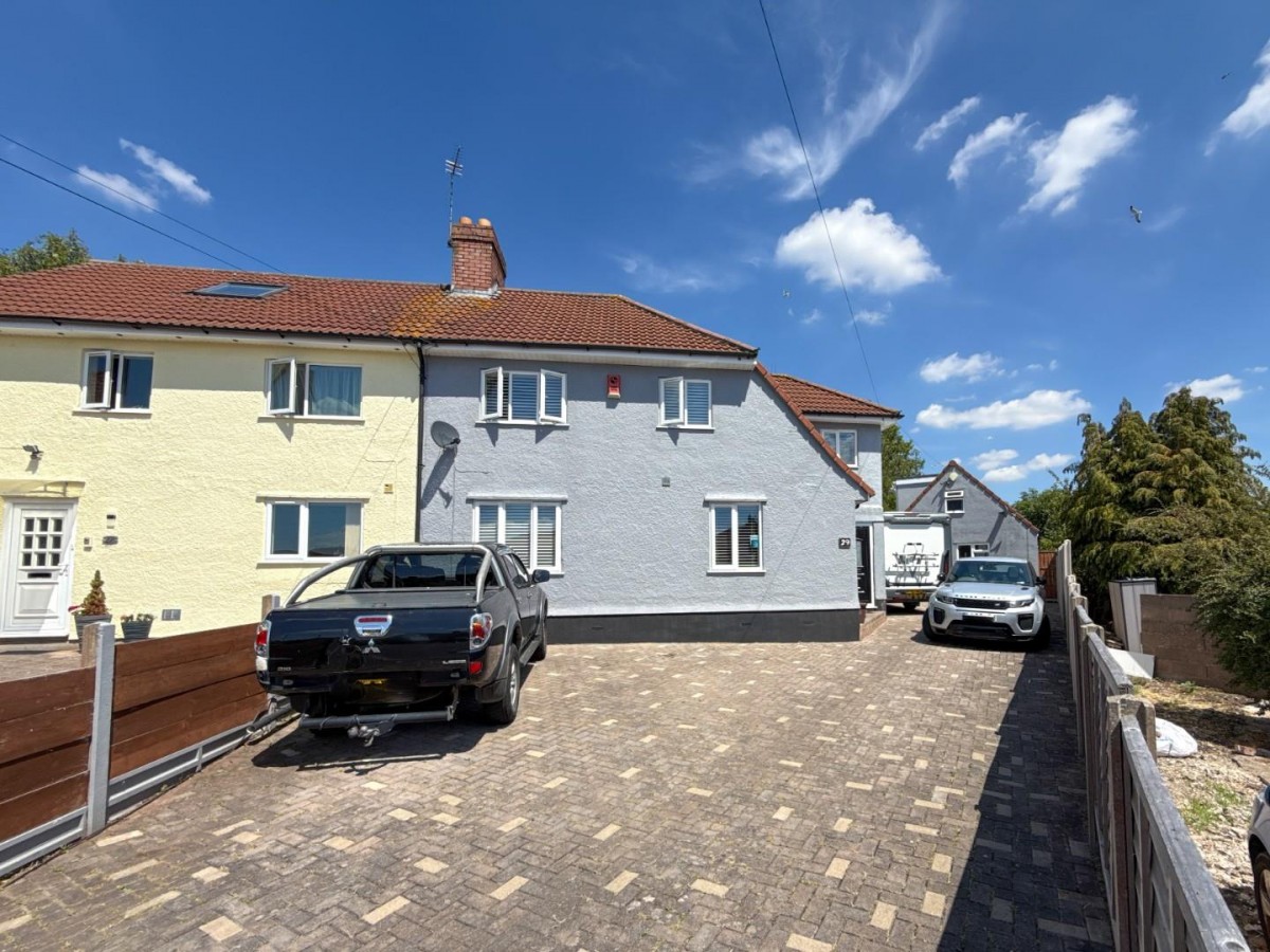 Hill Crest, Bristol, BS4 2UN