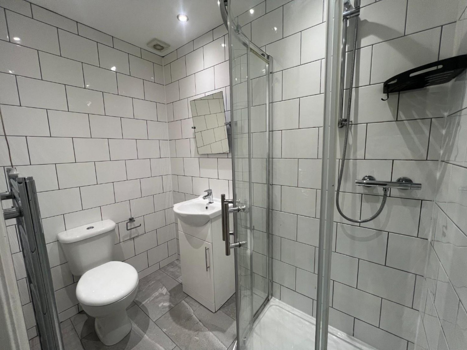 High Street, Ogmore Vale, CF32 7AD