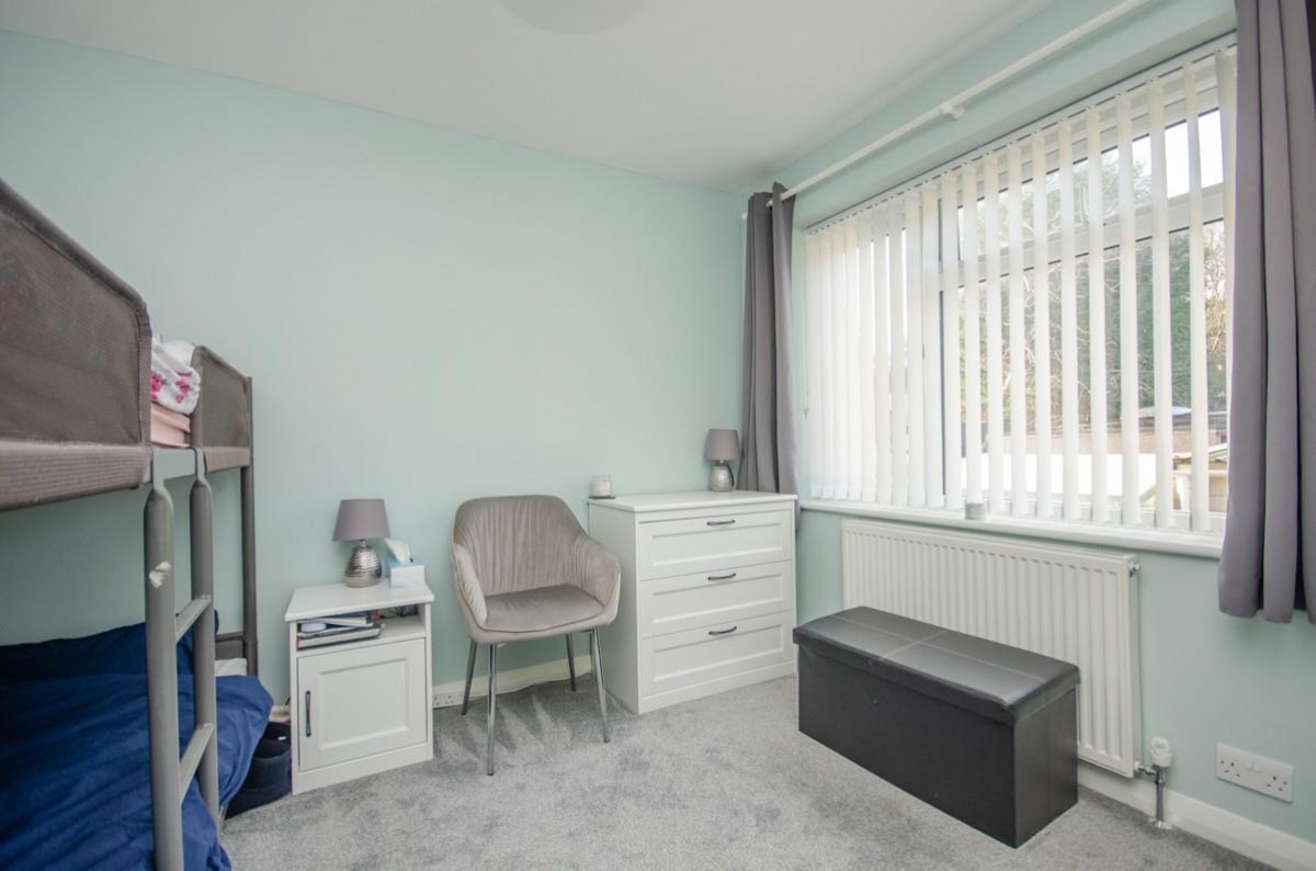 Brook Road, Mangotsfield, Bristol, BS16 9DX