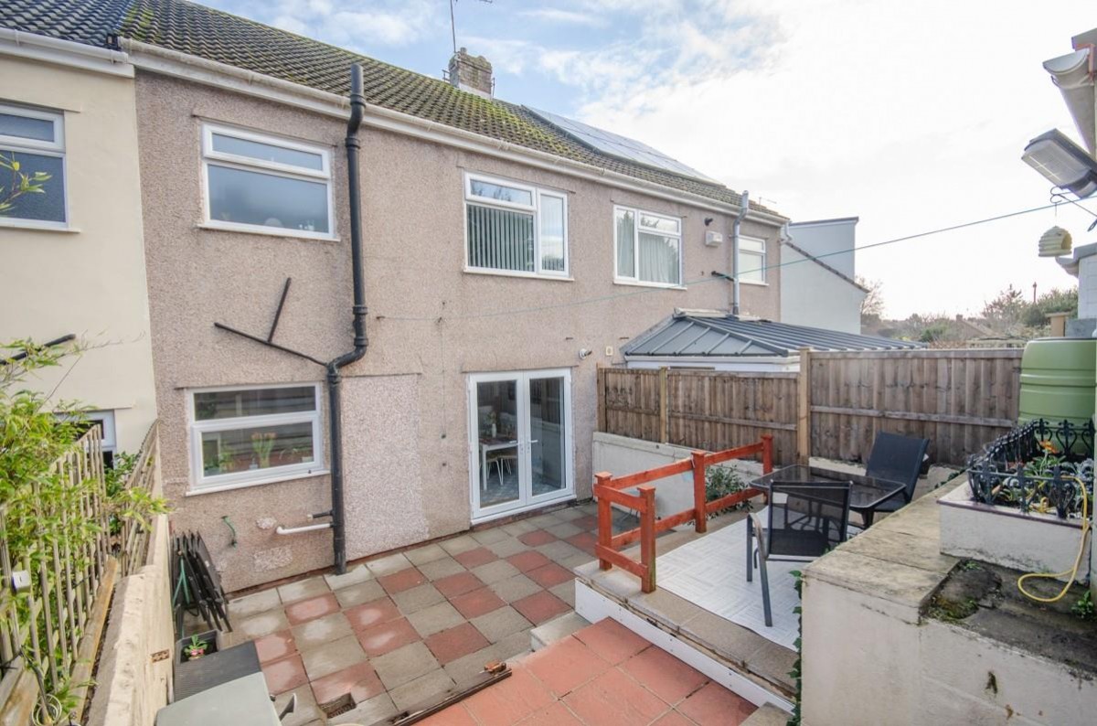 Brook Road, Mangotsfield, Bristol, BS16 9DX