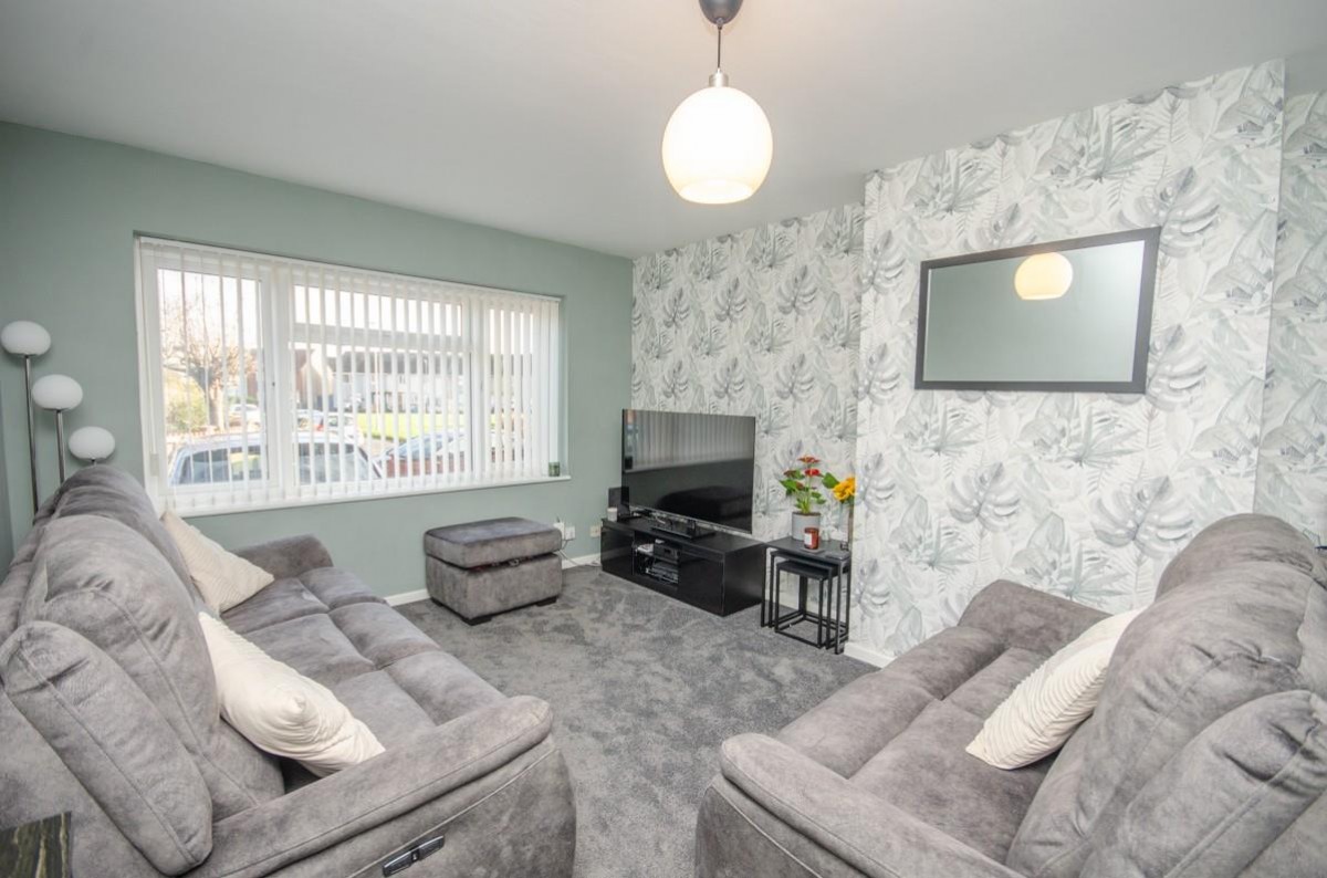 Brook Road, Mangotsfield, Bristol, BS16 9DX