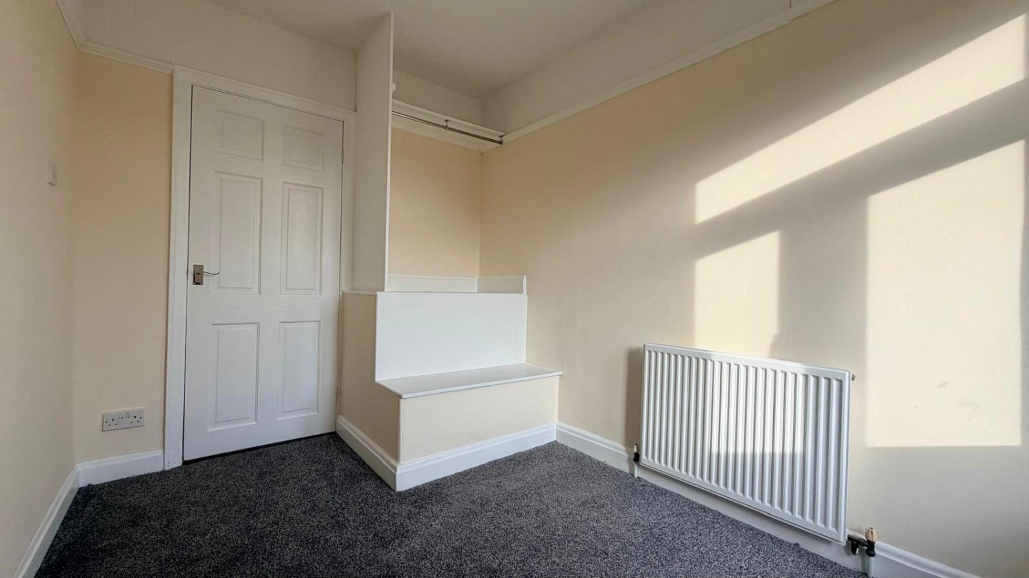 Ravens Crescent, Dewsbury