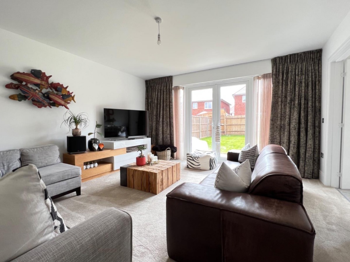 Samuel Reynolds Close, Stonehouse