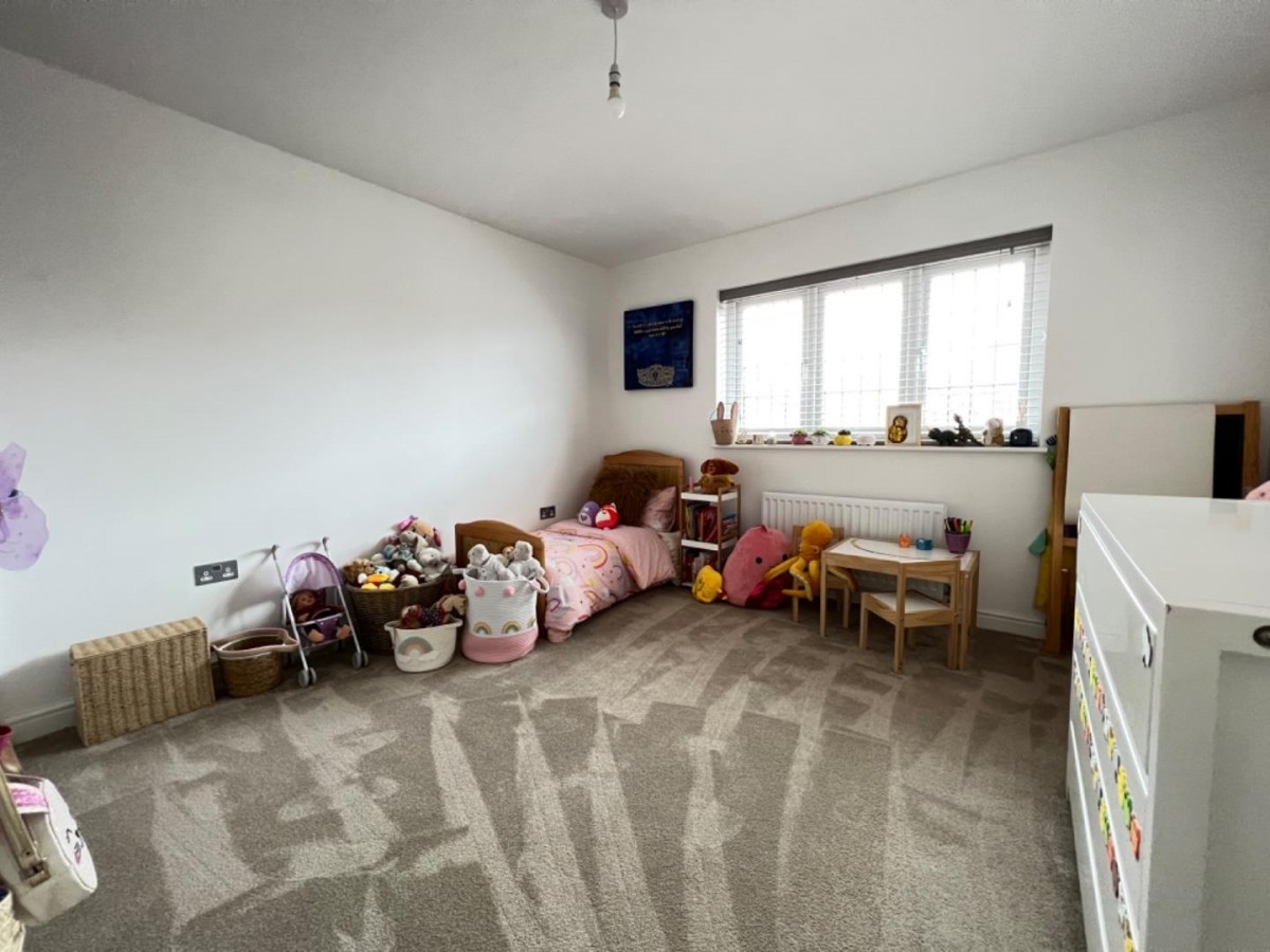 Samuel Reynolds Close, Stonehouse