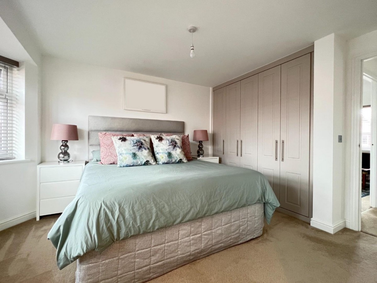 Samuel Reynolds Close, Stonehouse