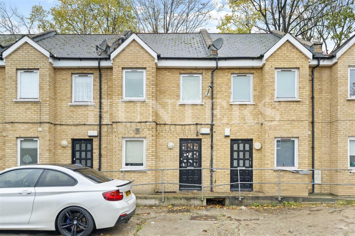 Morland Place, London, N15