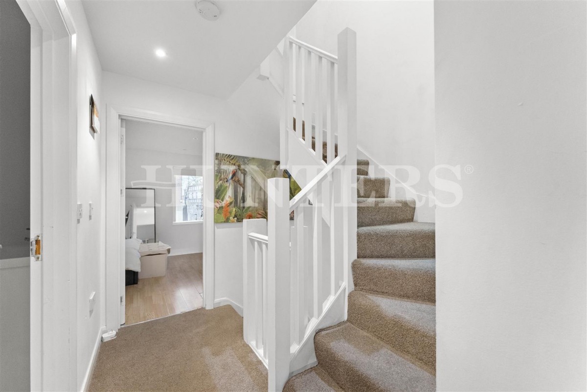 Morland Place, London, N15