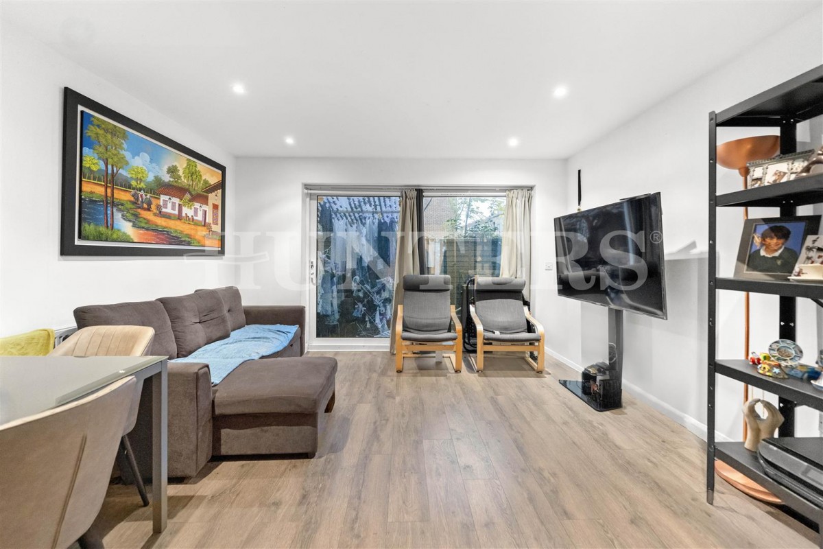 Morland Place, London, N15