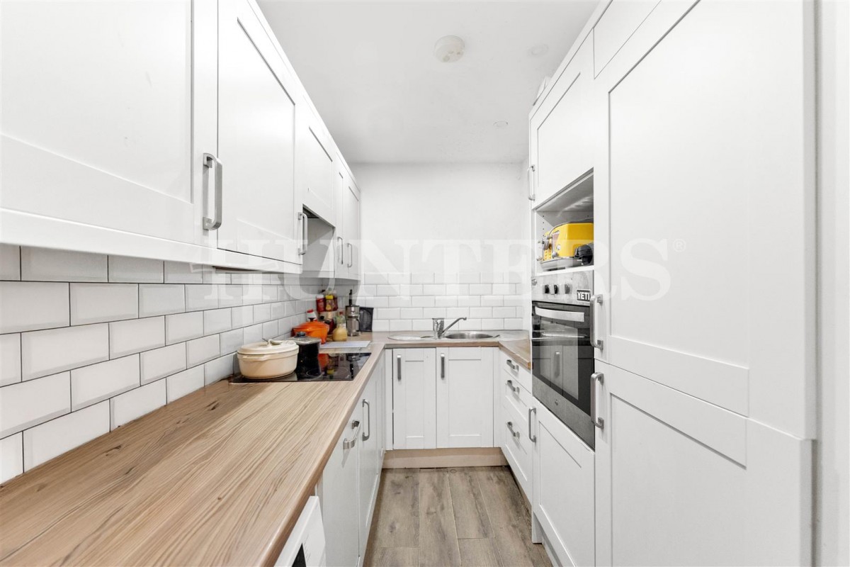 Morland Place, London, N15