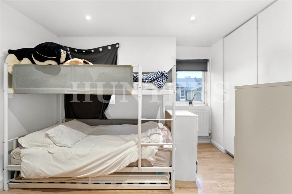 Morland Place, London, N15