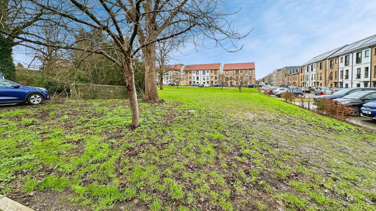 The Berries, Fishponds, Bristol