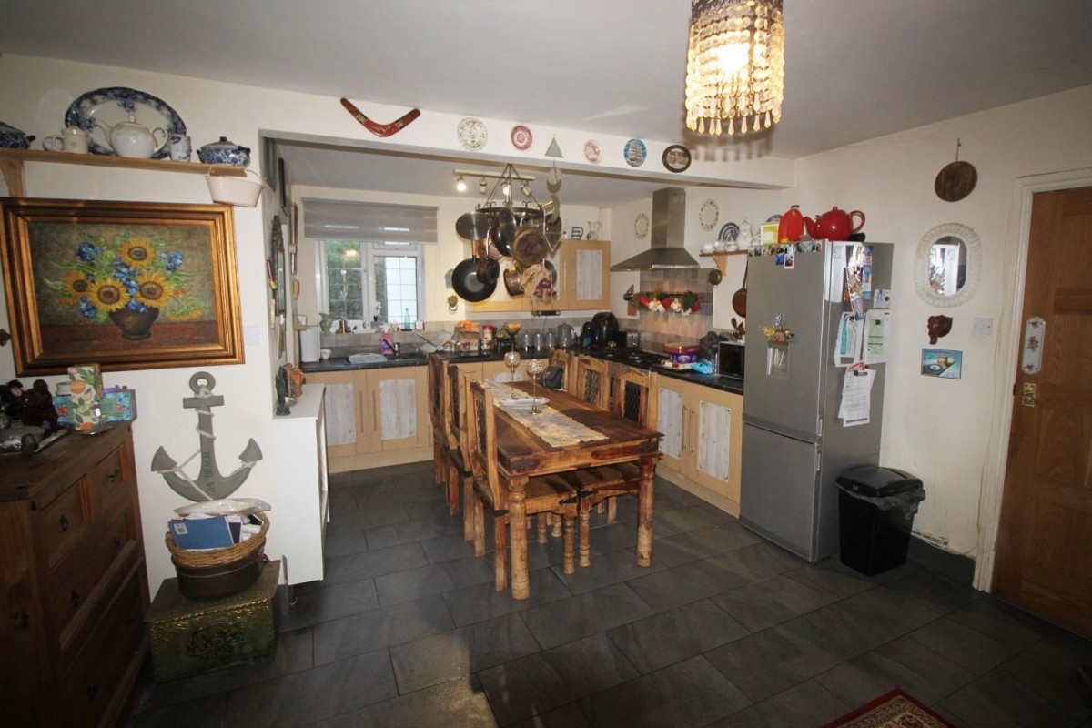 Denzil Avenue, Netley Abbey, Southampton, SO31 5BA