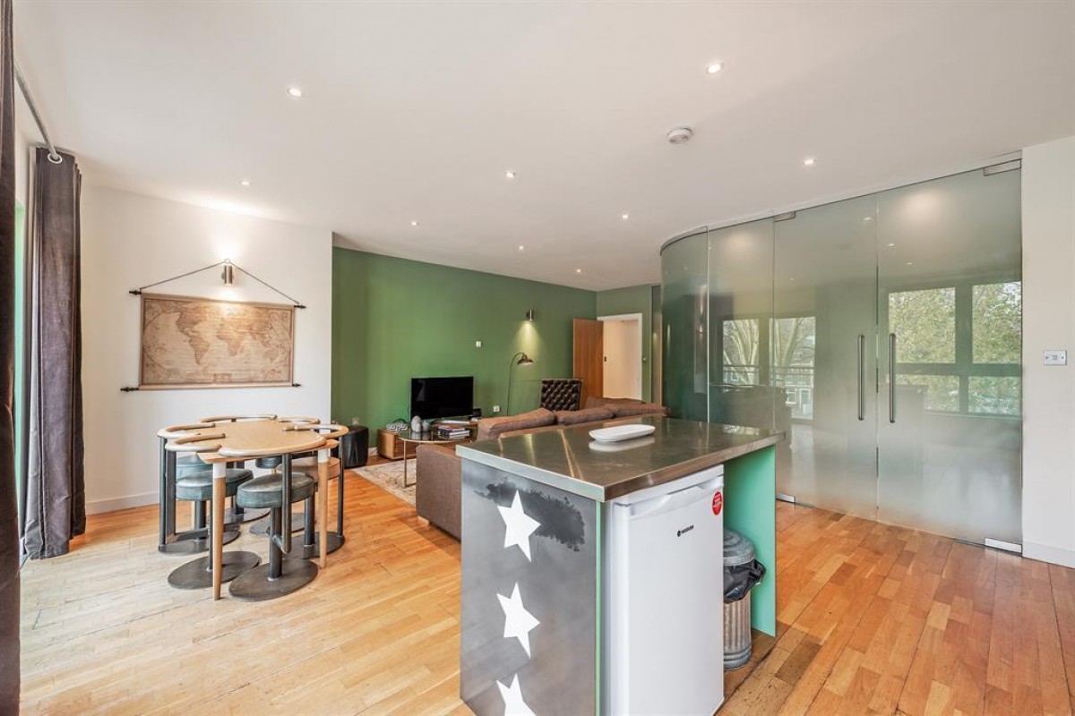 Hoxton Square, Shoreditch, N1