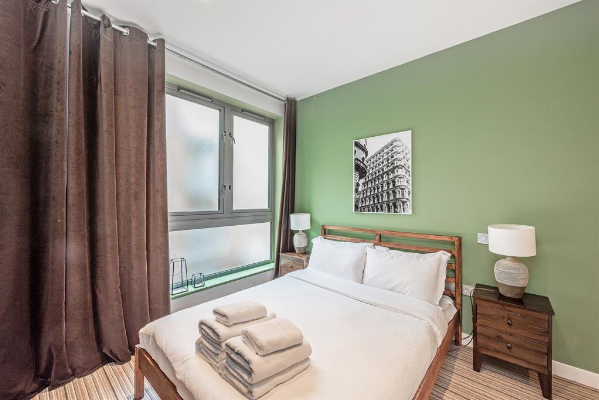 Hoxton Square, Shoreditch, N1