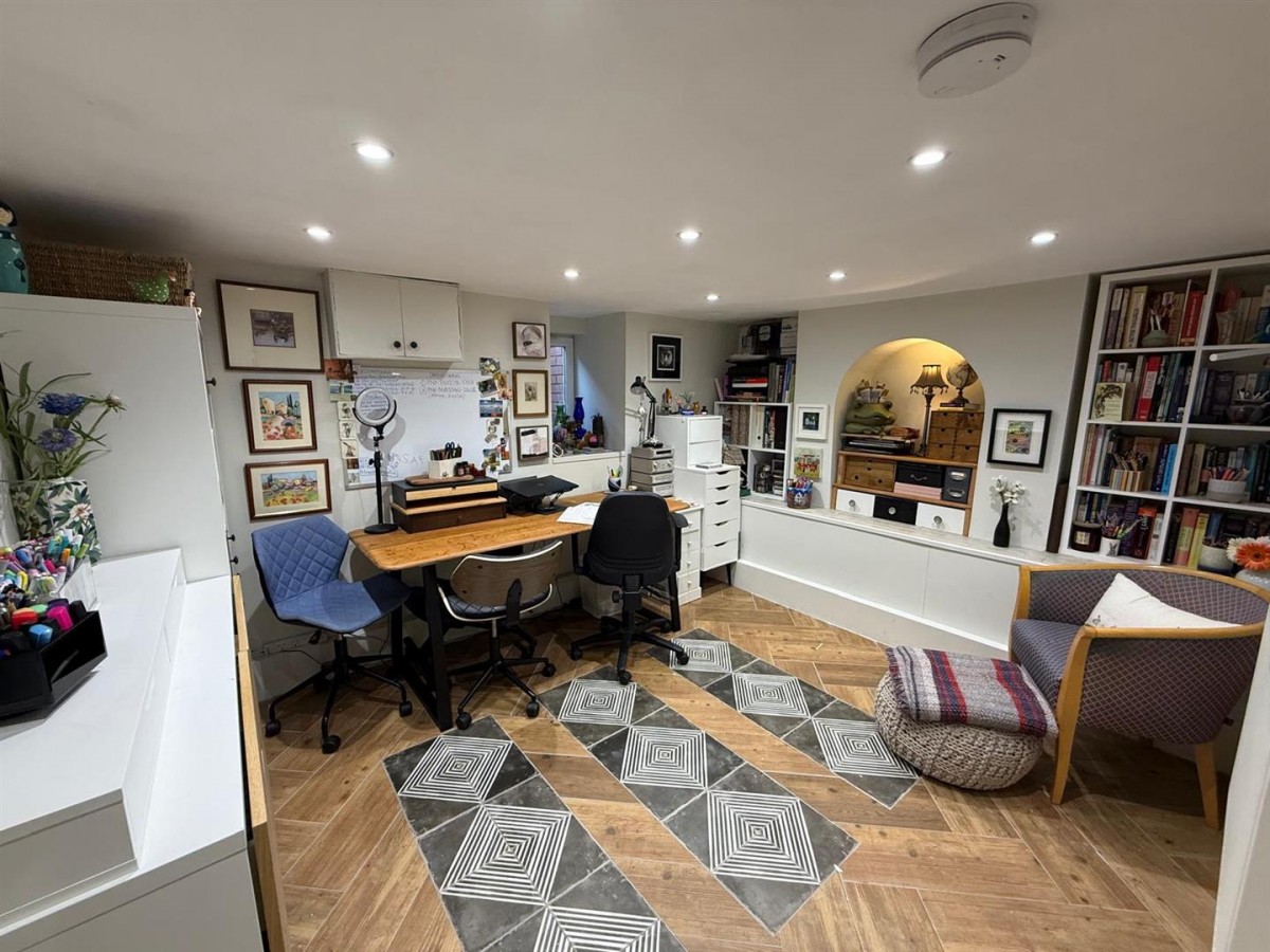 Brook Street, Old Quarter, Stourbridge, DY8 3UX