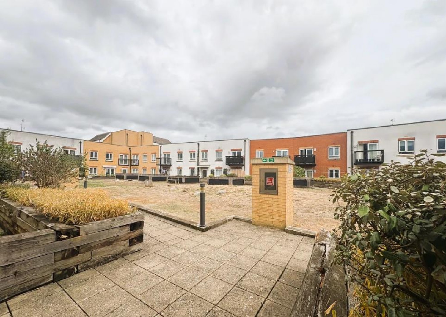 Featherstone Court, Southall