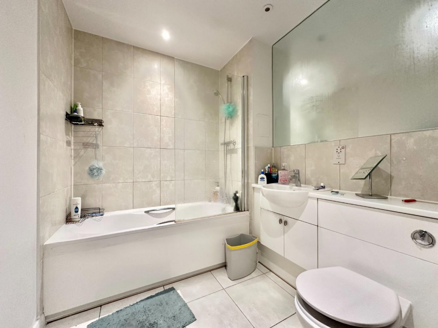 Featherstone Court, Southall