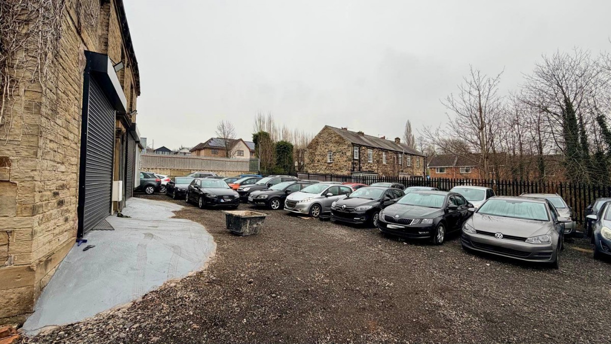 Heckmondwike Road, Dewsbury