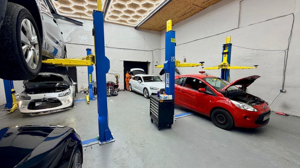 Heckmondwike Road, Dewsbury