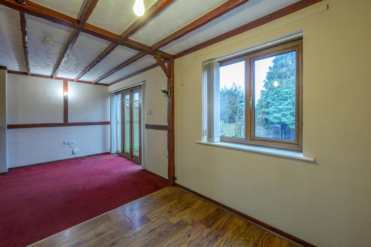 Burrows Road, Kingswinford, DY6 8LU