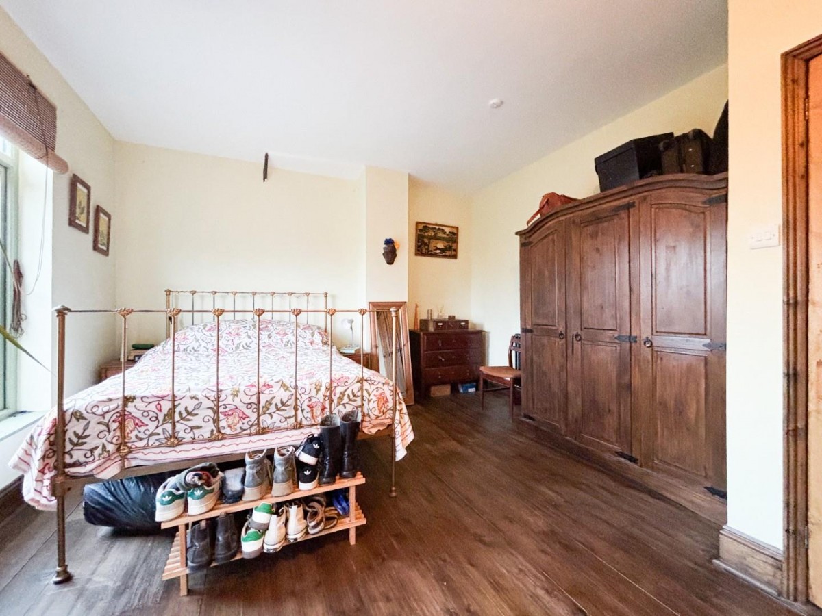 Somerset Road, Bristol, BS4 2HX