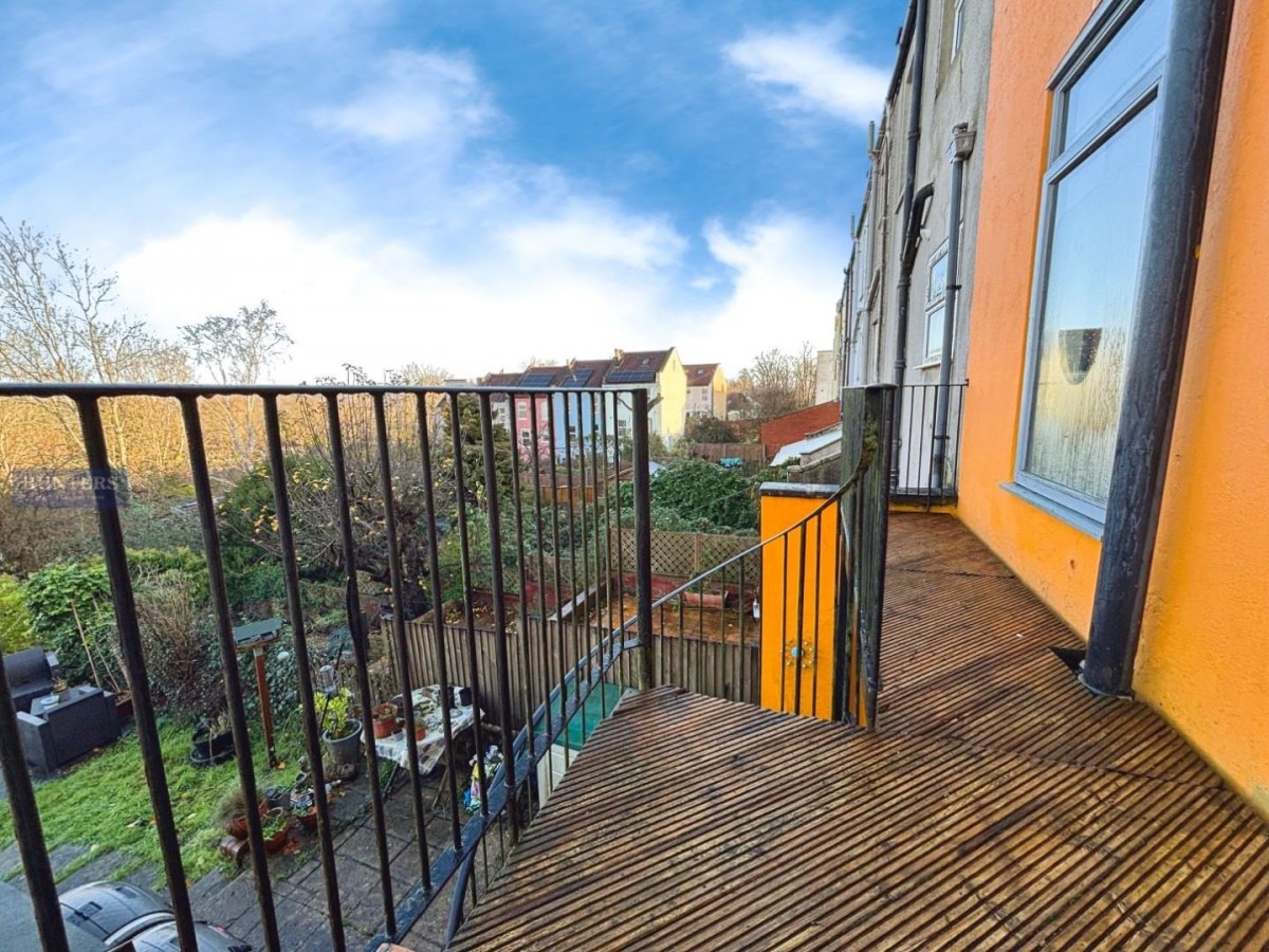 Somerset Road, Bristol, BS4 2HX