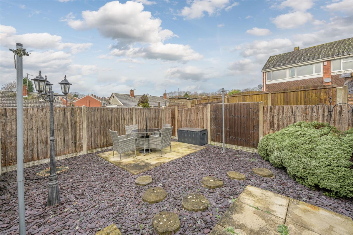 Winding Mill South, Brierley Hill, DY5 2LW