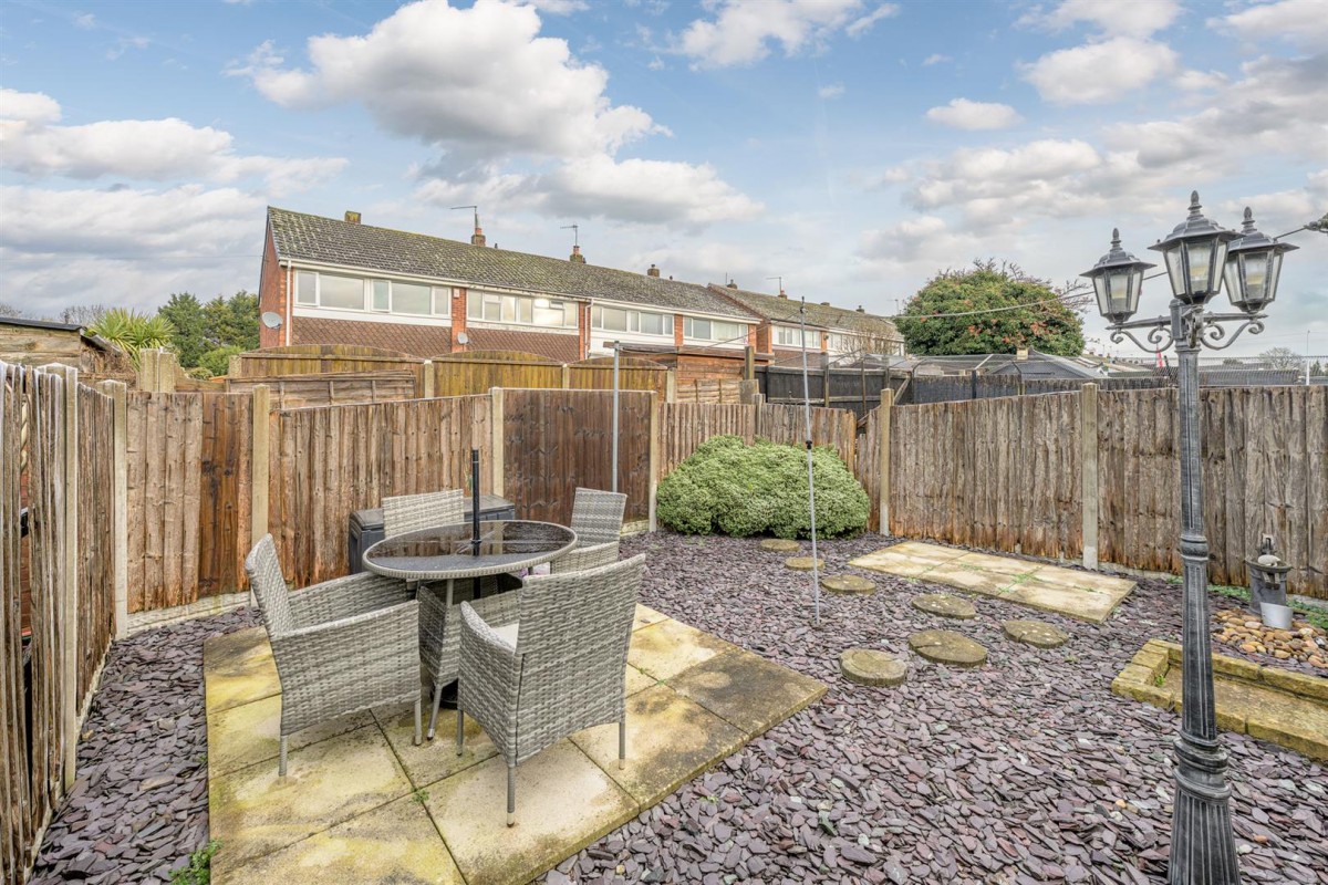 Winding Mill South, Brierley Hill, DY5 2LW