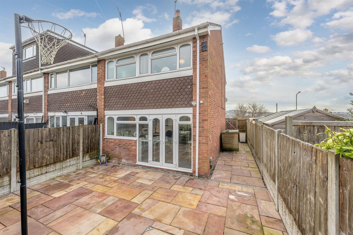 Winding Mill South, Brierley Hill, DY5 2LW