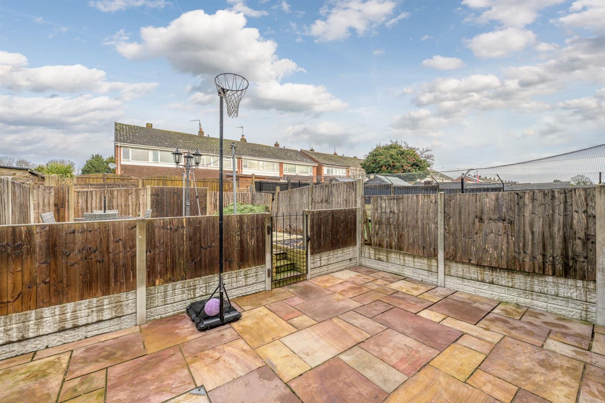 Winding Mill South, Brierley Hill, DY5 2LW