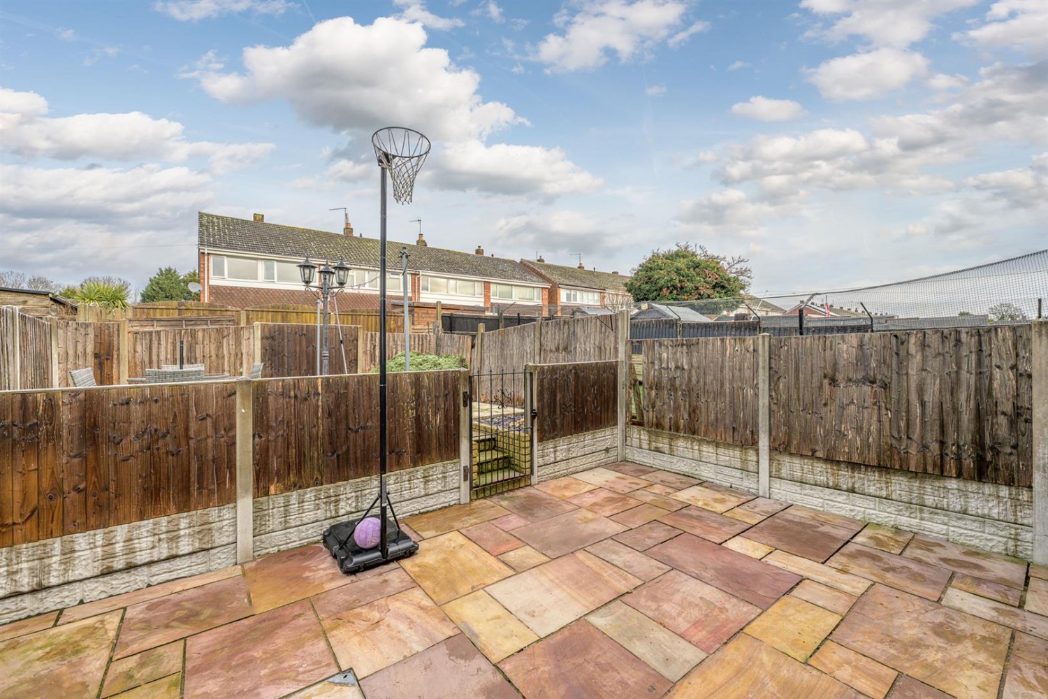 Winding Mill South, Brierley Hill, DY5 2LW