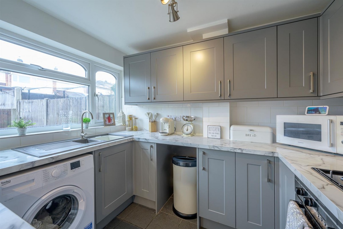 Winding Mill South, Brierley Hill, DY5 2LW