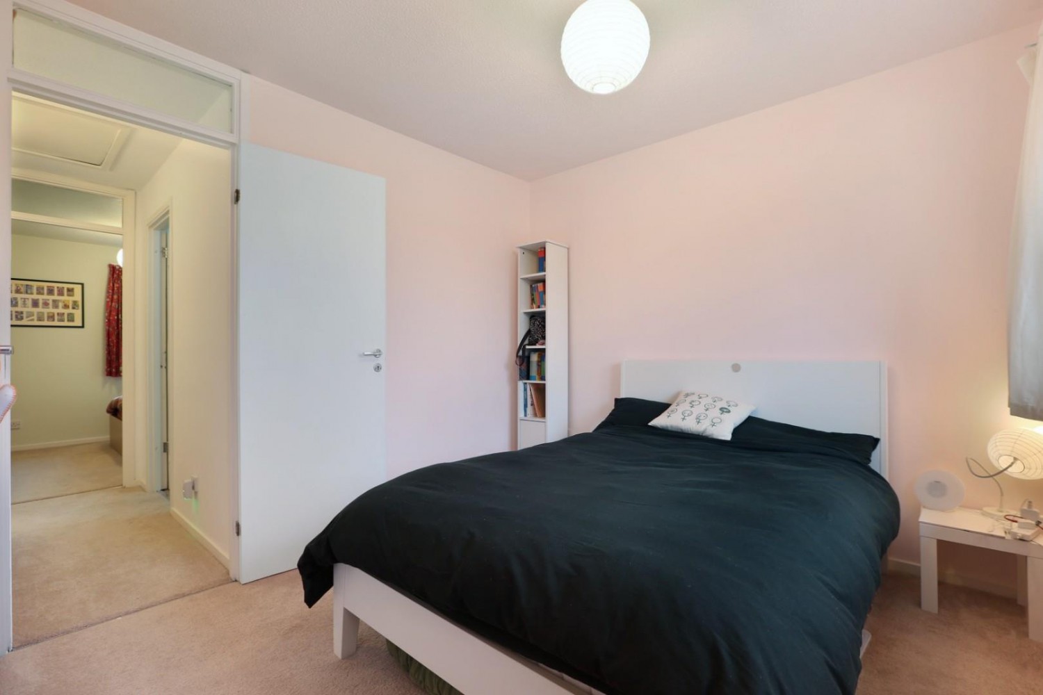 Cuthill Walk, London