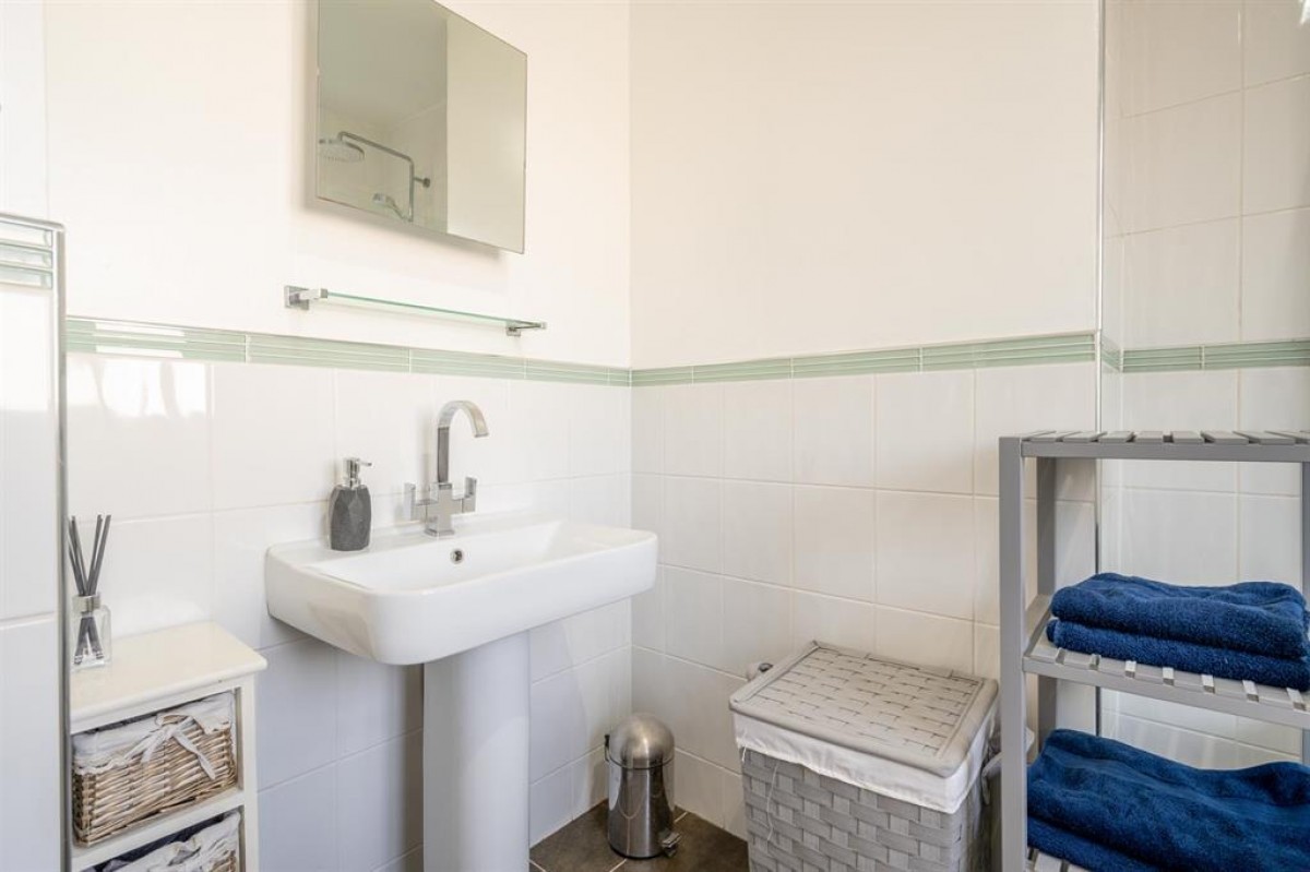 Maypole Hill, Halesowen