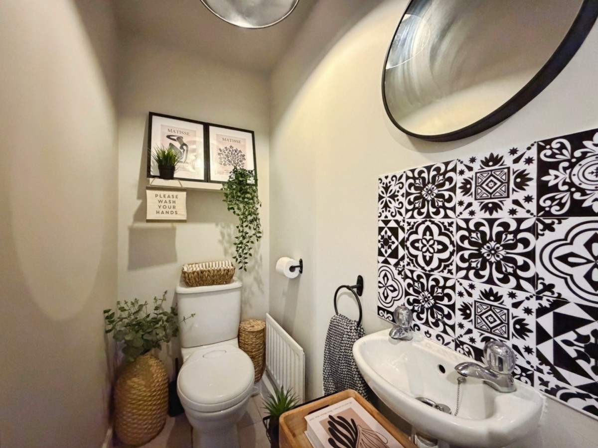 Swaffer Way, Ashford