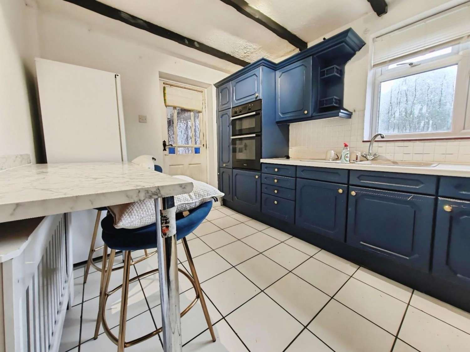 Manor Close, Bracknell, RG42 2BA