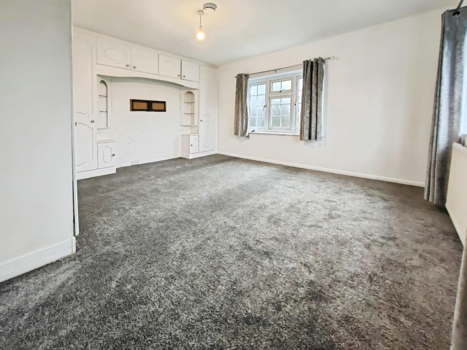 Manor Close, Bracknell, RG42 2BA