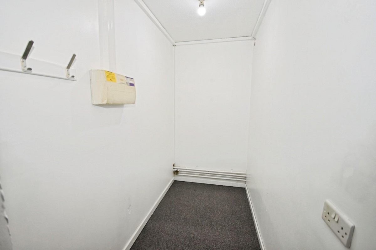 Broadgorse Close, Grangewood, Chesterfield, S40 2LB