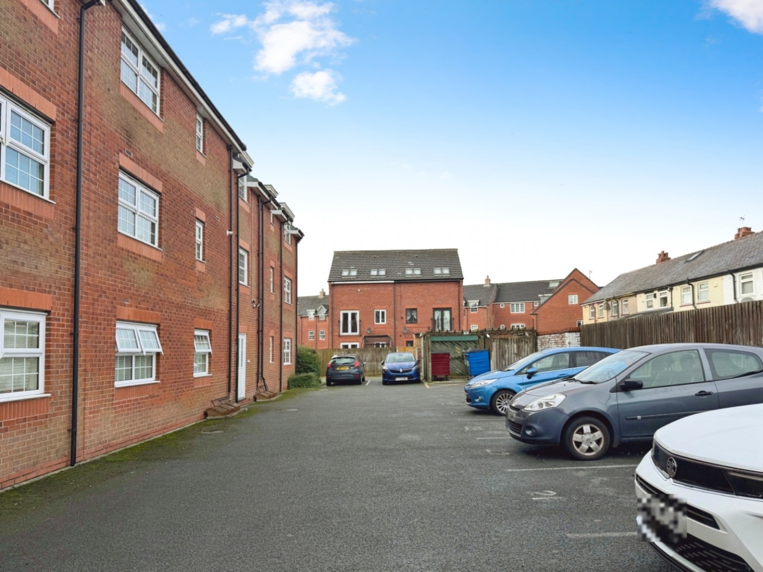 Brentwood Grove, Leigh