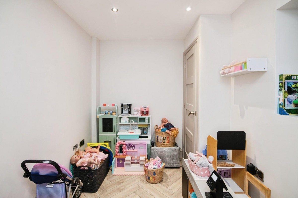 Crabmill Close, Knowle, Solihull