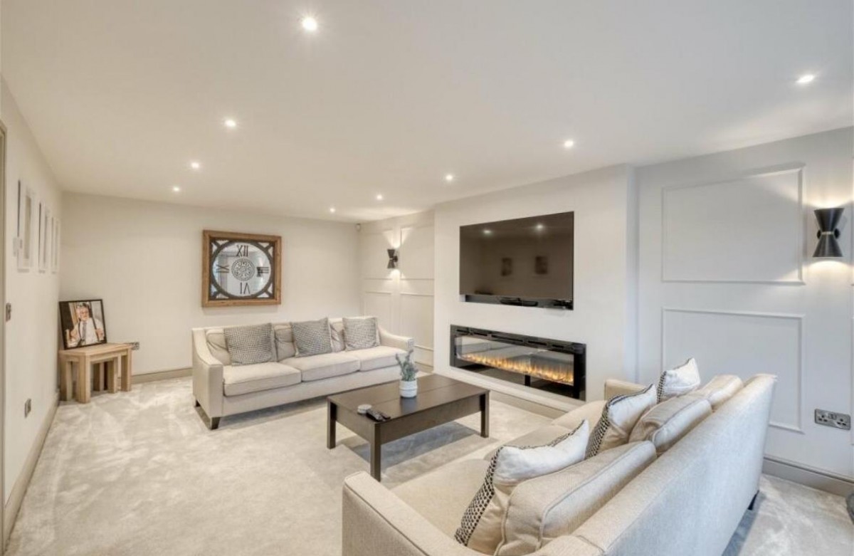 Crabmill Close, Knowle, Solihull