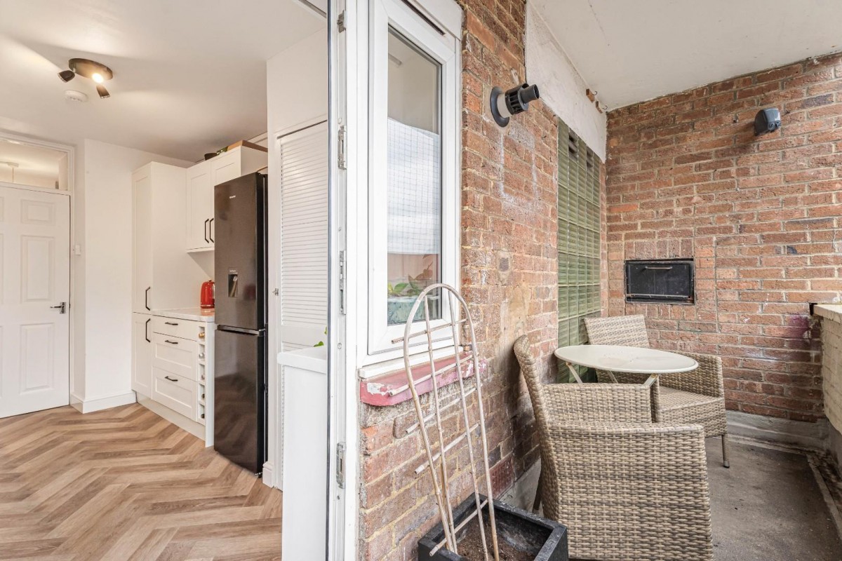 Basingdon Way, London, SE5