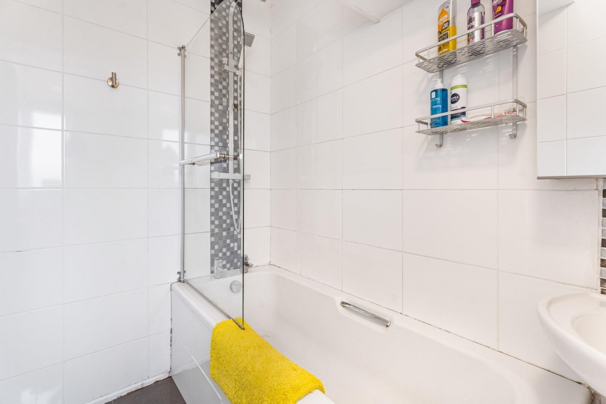 Basingdon Way, London, SE5