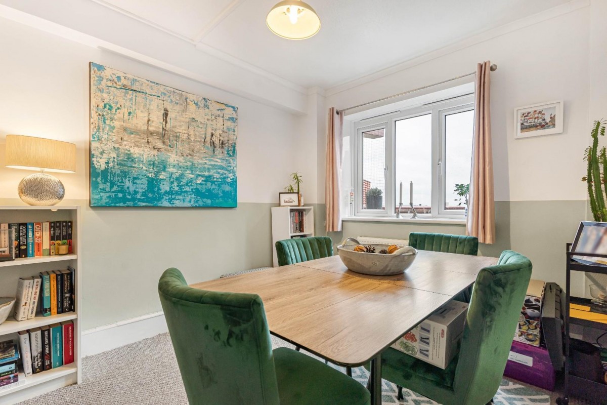 Basingdon Way, London, SE5